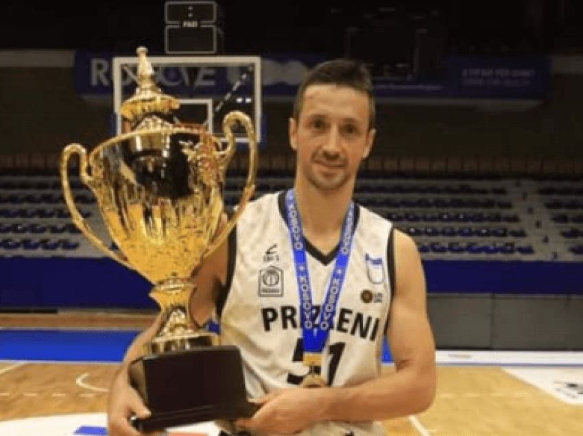 Tifozët e Trepçës sulmojnë basketbollistin malazez të Prizrenit