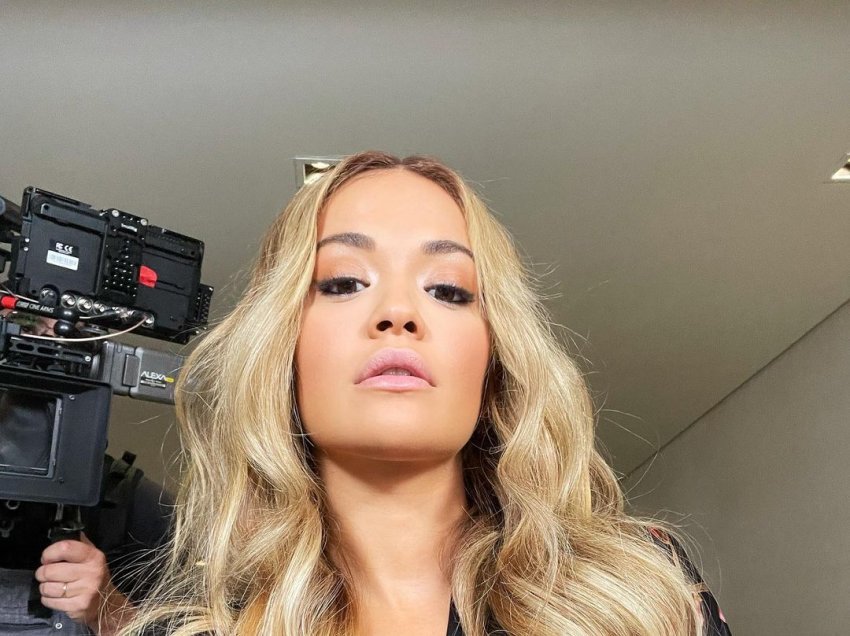 Rita Ora plot shkëlqim, njofton se është në përgatitje të projektit të ri