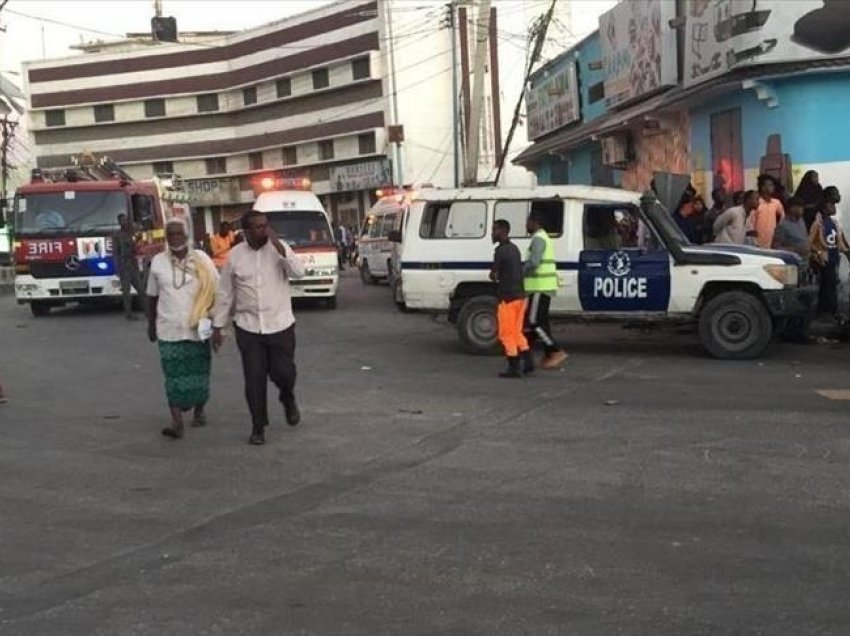 Grupi terrorist Al-Shabaab kryen sulm në aeroportin në Somali, një i vdekur dhe tre të plagosur