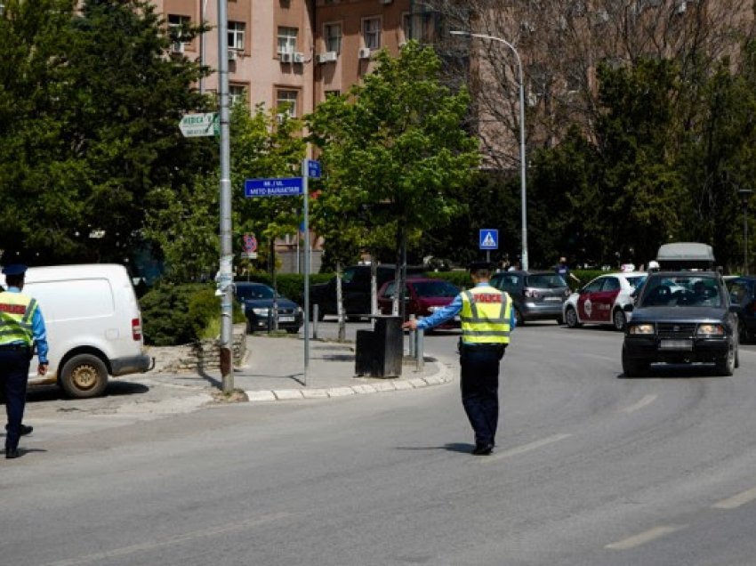 ​Shqiptohen mbi një mijë gjoba për qytetarët që nuk respektuan masat antiCOVID-19