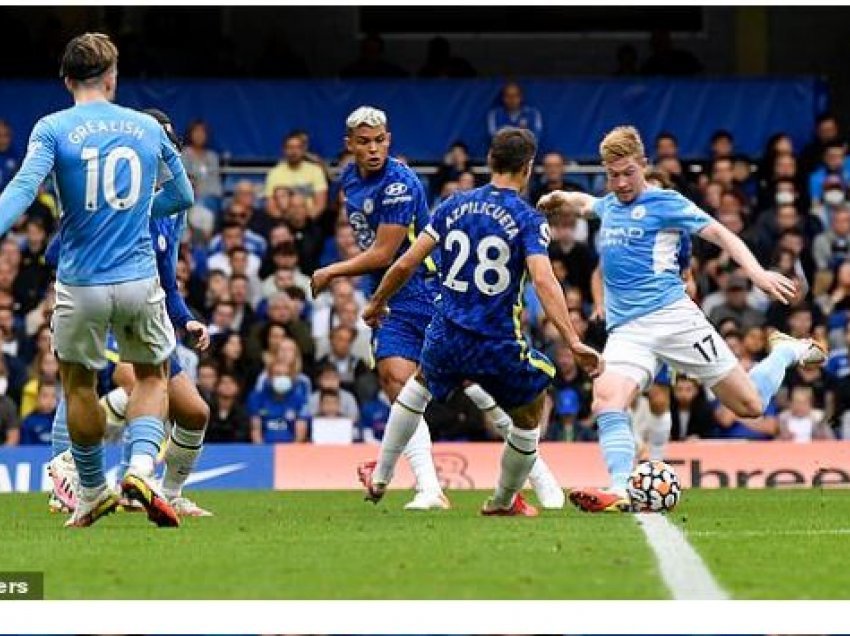 Manchester City fiton derbin në Londër