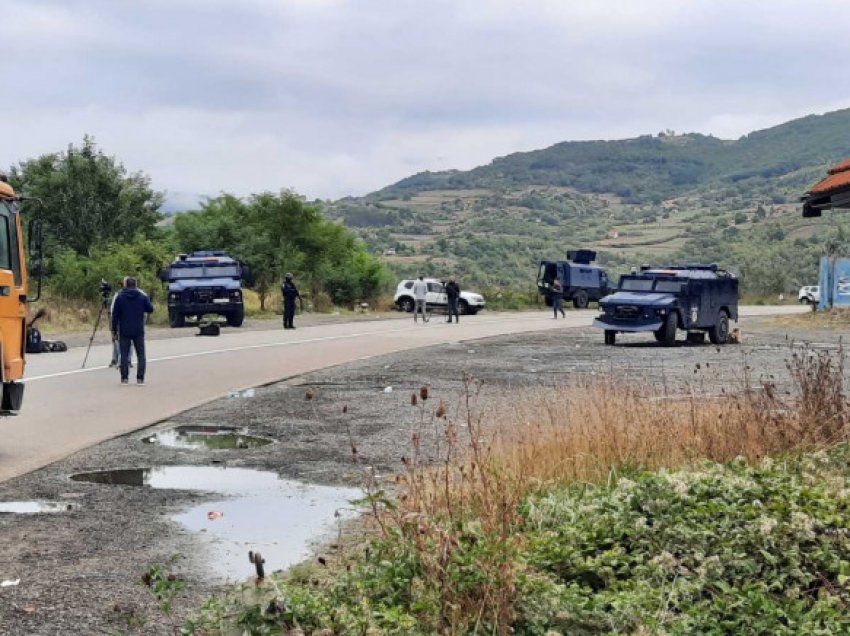 Mediat në Serbi me propagandë të ashpër për tanket e avionët rusë