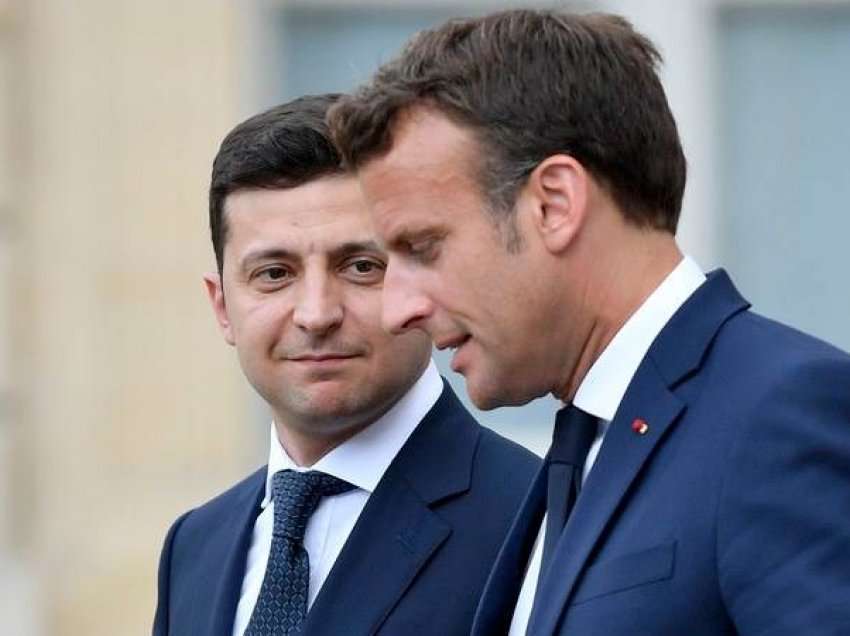 Zelensky bisedoi me Macronin