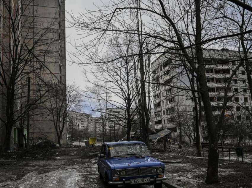 Forcat ukrainase rimarrin fshatrat në jug të Chernihiv