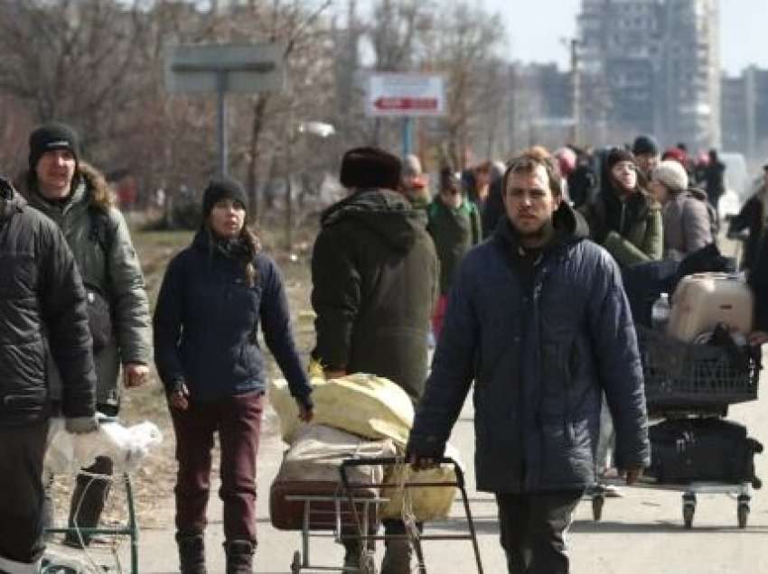 Të dielën autobusët pritet të evakuojnë 500 persona nga Mariupoli