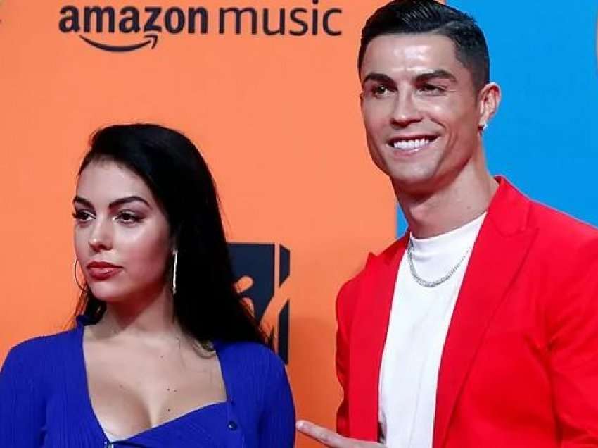 Shifra marramendëse: Ja sa para ia transferon Ronaldo çdo muaj të dashurës së tij 