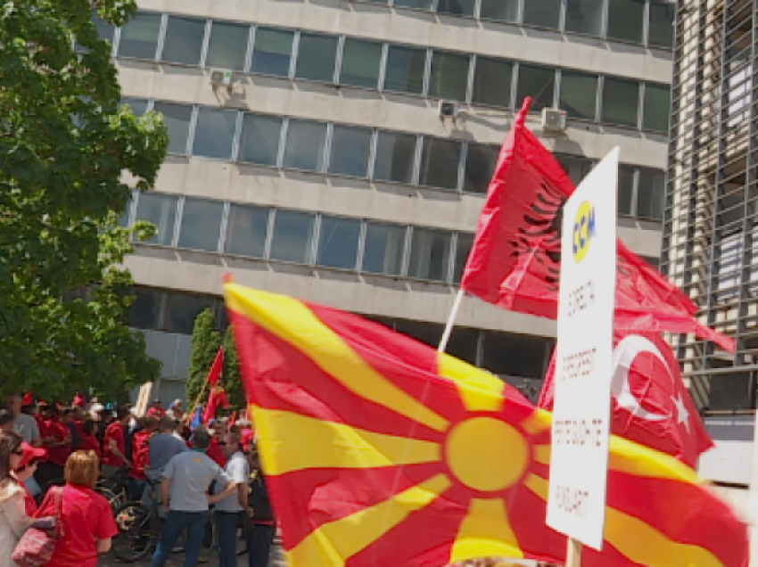 Sindikatat kërkojnë paga më të larta, fillon sezoni i grevave dhe protestave në Maqedoni