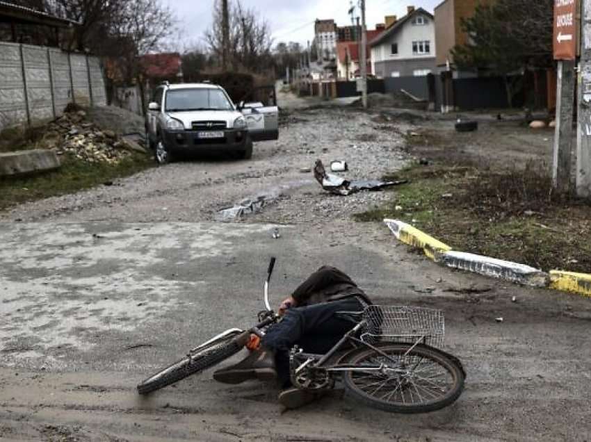 Udhëheqësit ukrainas paralajmërojnë për zbulime më të tmerrshme në ditët në vijim