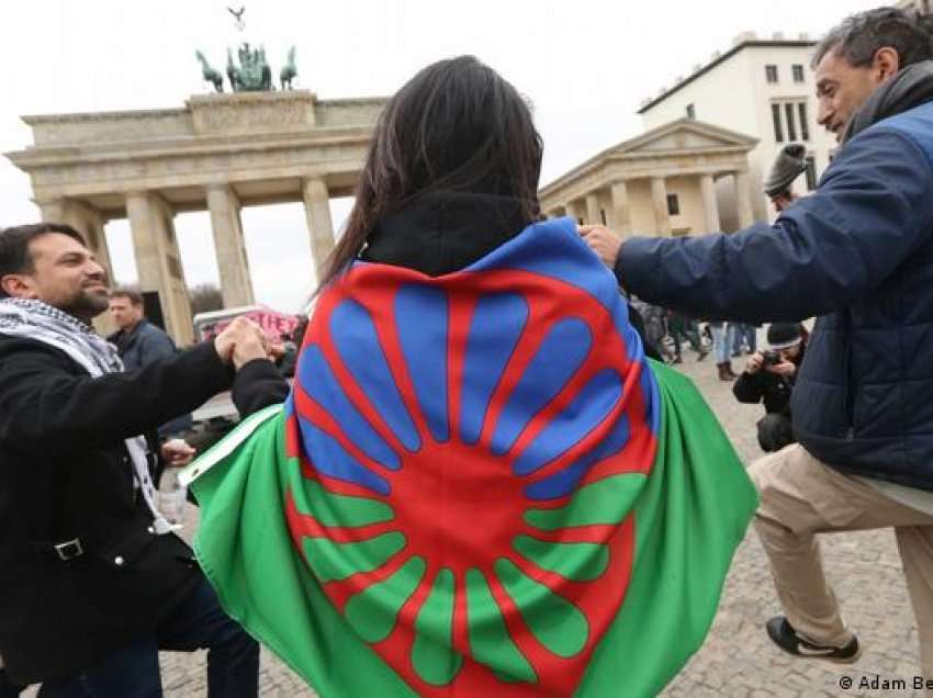 RomaDay 2022: “A ka ende shpresë në parajsë?”