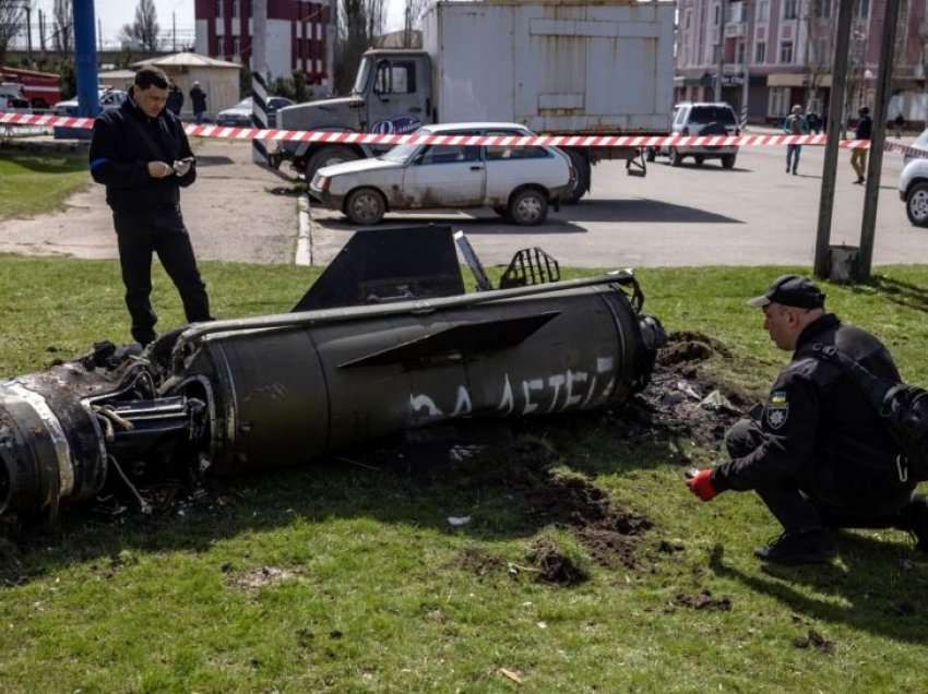 Reagime të forta për sulmin me raketa në stacionin e trenit në Kramatorsk 