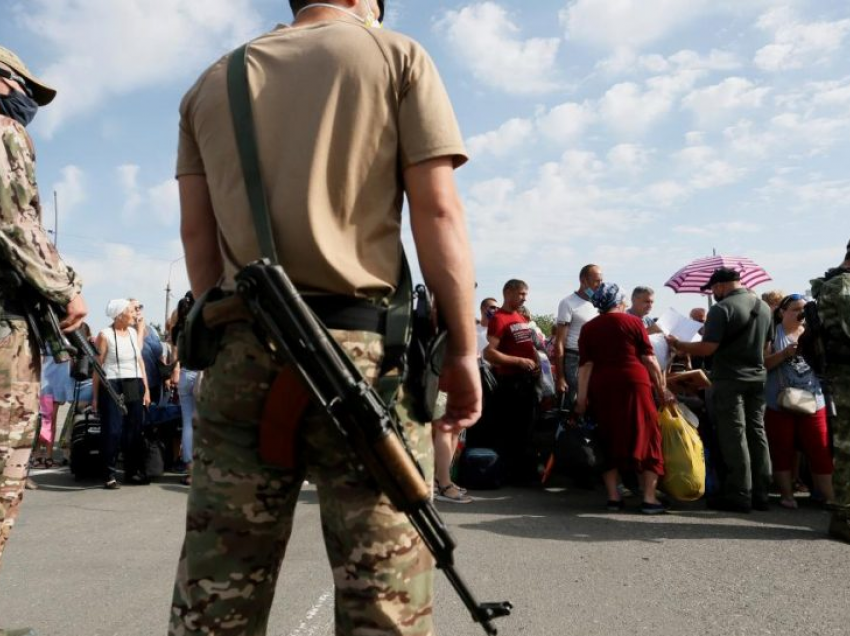 Rusia rrit përpjekjet e rekrutimit në rajonin e Donbasit