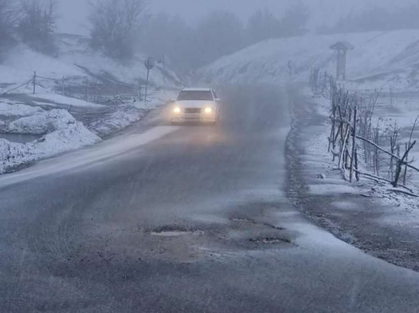 Dimër në pranverë, nisin reshjet e dëborës në bypass-in e Murrizit