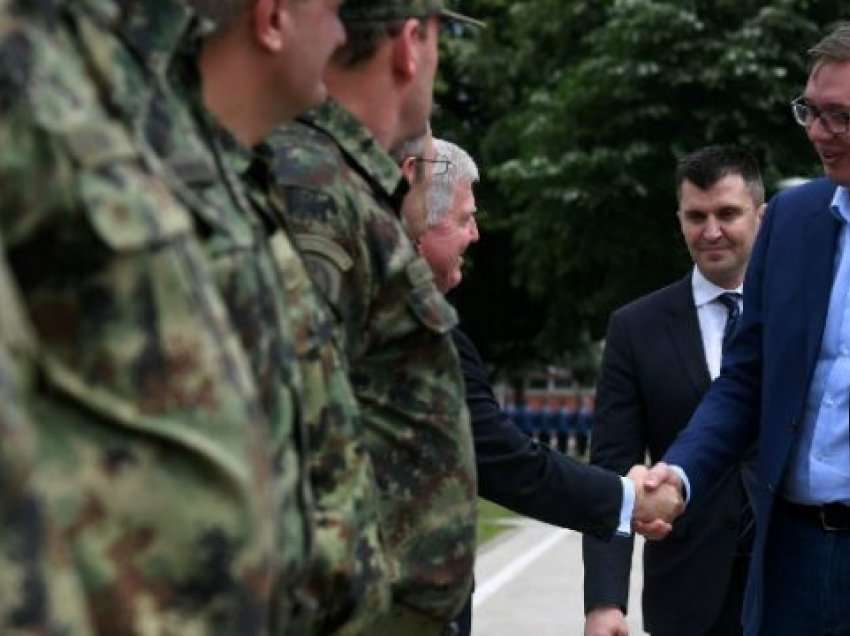 Serbia po blen avionë luftarakë nga Franca