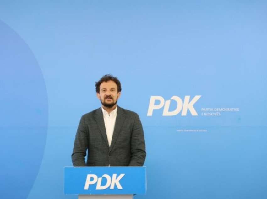 ​PDK për 100 eurot: Vendim populist, qeveri e paaftë