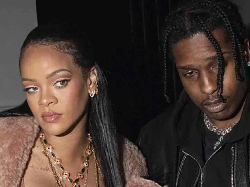 Rihanna është ndarë nga ASAP Rocky?