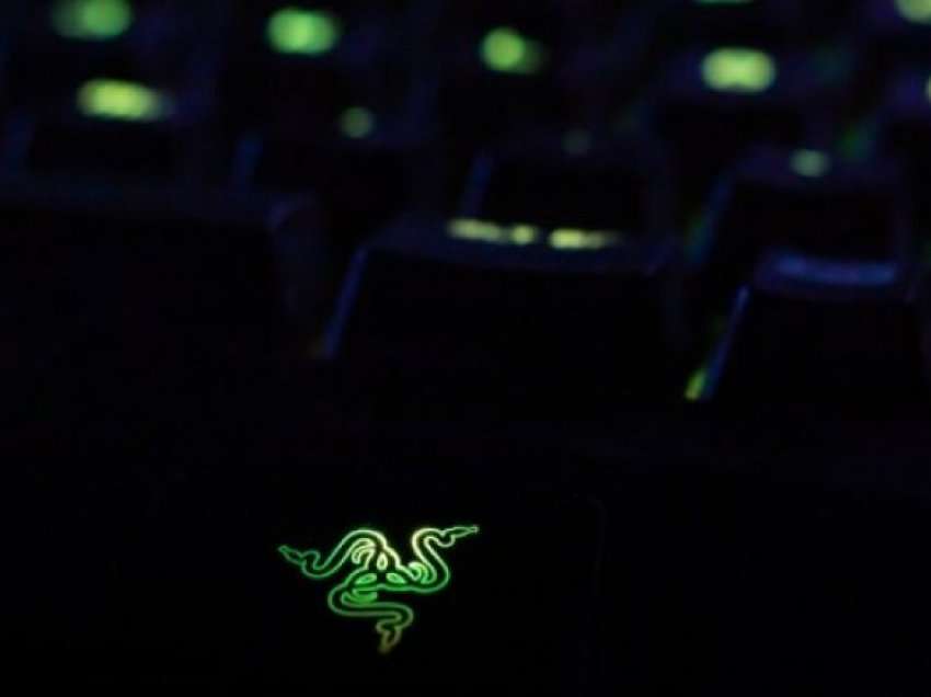 Razer prezanton versionin e avancuar të laptopit Razer x Lambda Tensorbook