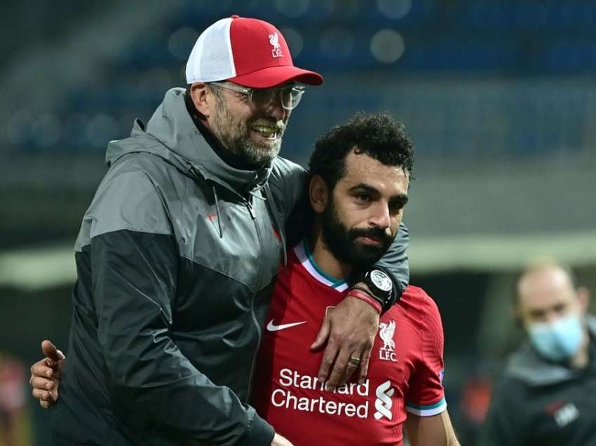 Klopp flet për Salah