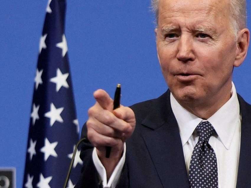 Biden njofton 800 milionë dollarë ndihmë për Ukrainën