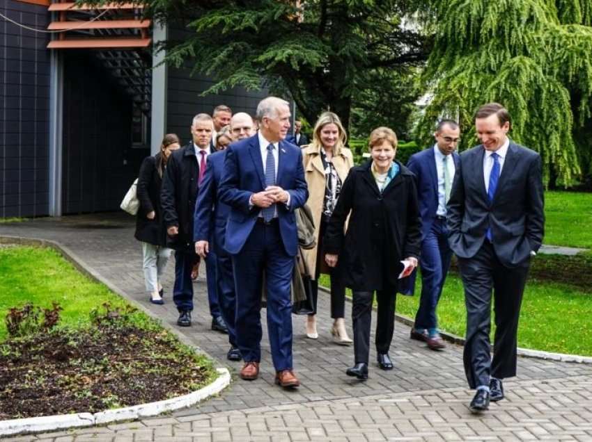 Senatorja Shaheen: Mbështesim aspiratat euroatlantike të Kosovës