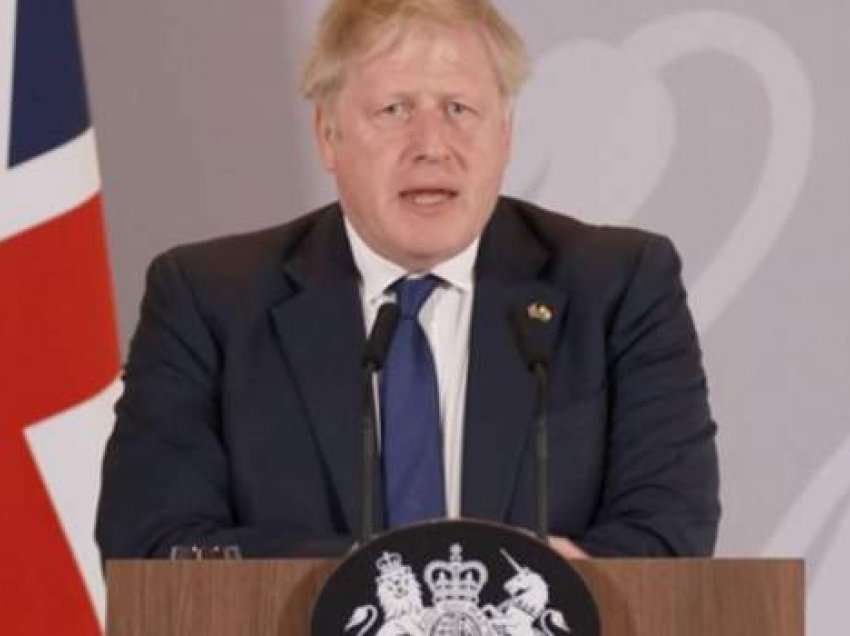 Johnson kritikon perëndimin: Reagim pasiv ndaj sulmeve të Putinit