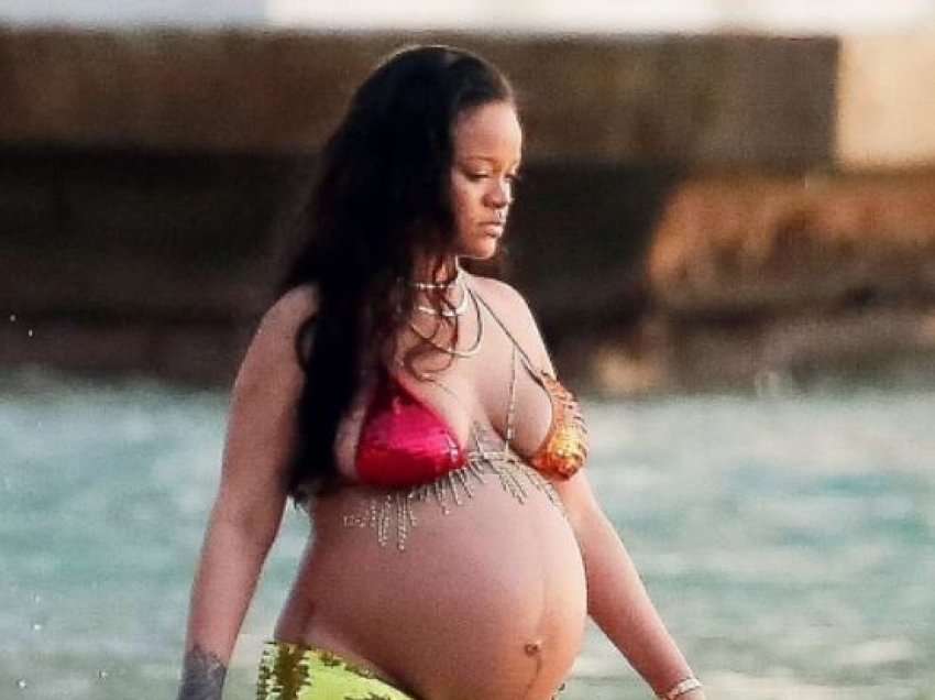 Rihanna se mund të jetë në pritje të binjakëve