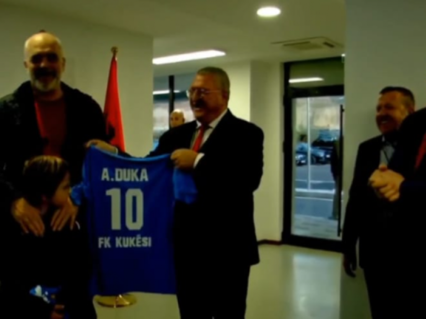 Kukës Arena bën bashkë Armand Dukën dhe Edi Ramën!