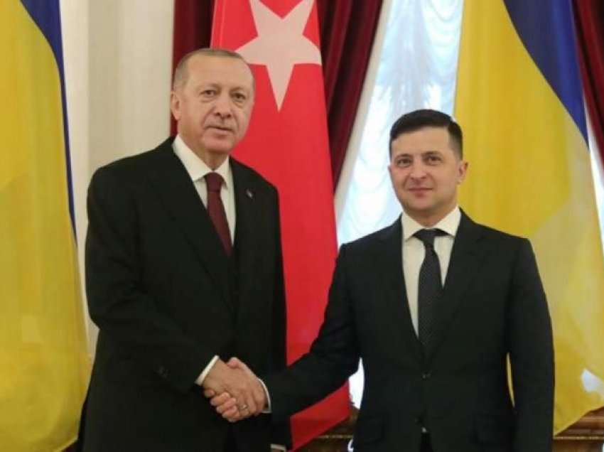 Negociatat Rusi-Ukrainë, Zelensky telefonon Erdoganin dhe i bën kërkesën urgjente