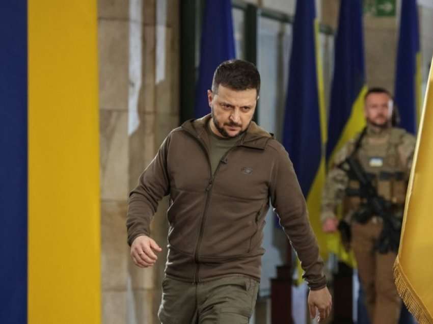 Zelensky: Shpresojmë të sigurojmë armë të rënda në bisedimet me ShBA-në