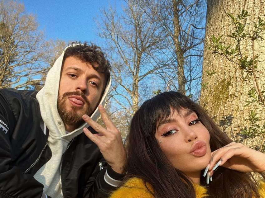 Dafina Zeqiri publikon foto nga fshati