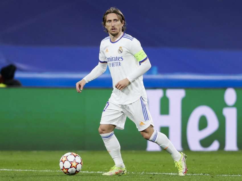 Modric afër rinovimit të kontratës 