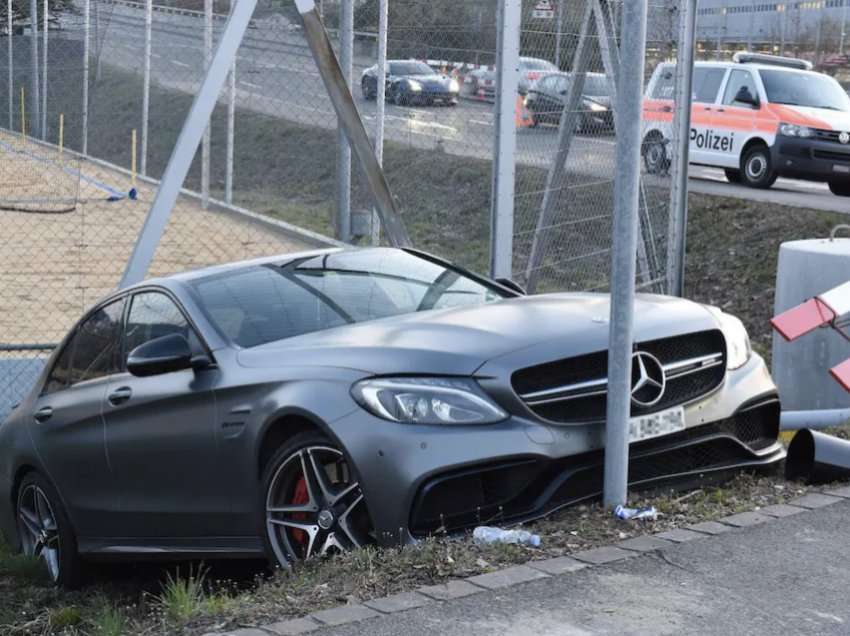 Shqiprimi me mercedesin luksoz përplasi dy femra në Zvicër/ Prokurori kërkon burgim