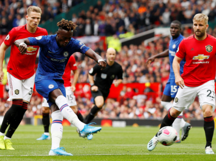 Manchester United-Chelsea, publikohen formacionet zyrtare