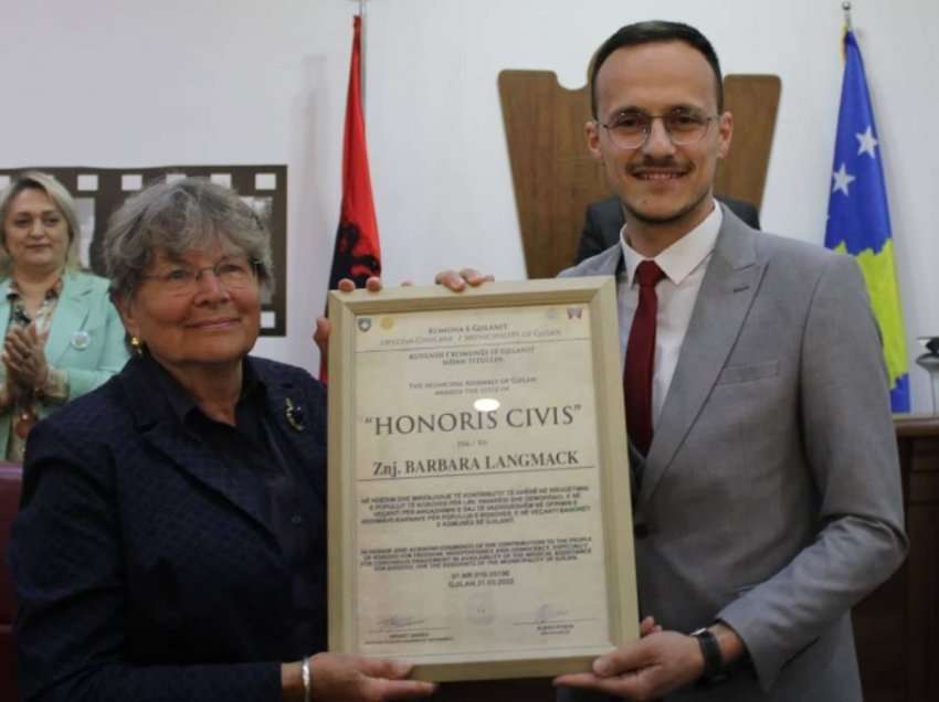 Hyseni i dorëzon titullin ‘Qytetare Nderi’ aktivistes dhe humanistes gjermane Barbara Langmack