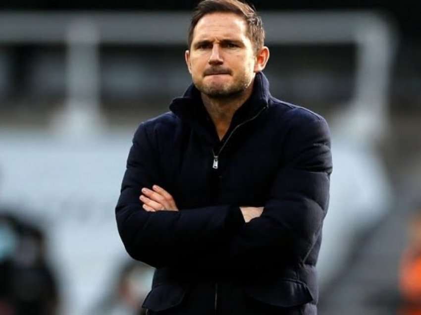 Lampard kërkon dy futbollistë