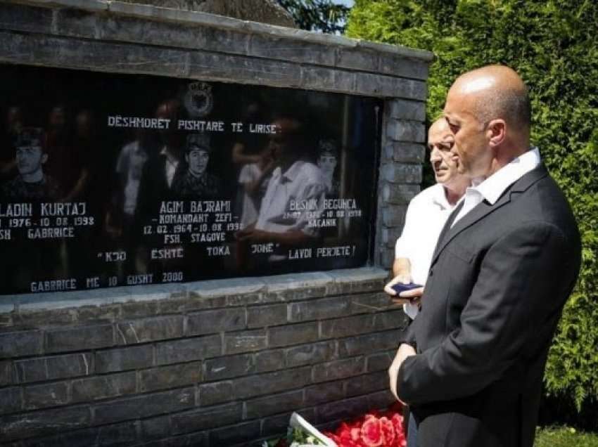 ​Haradinaj nderon heronjtë e luftës: Historia shqiptare është histori sakrificë e heroizmit