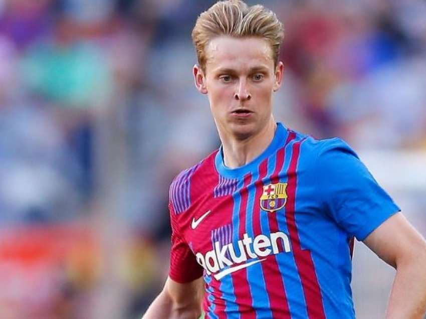 De Jong mbetet në Barcelonë