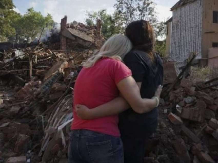 Shkon në 17 numri i të vdekurve nga bombardimet në Kharkiv