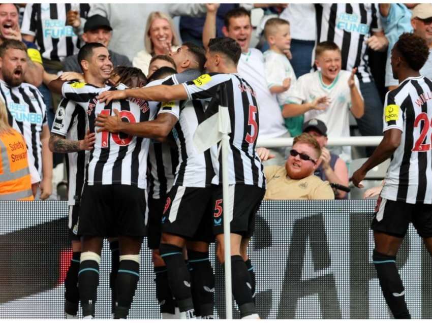 Newcastle përmbys kampionët e Anglisë