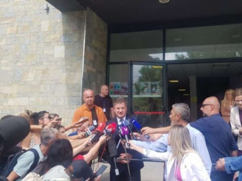 Lajçak nga Mitrovica: Ka disa opsione për çështjen e reciprocitetit