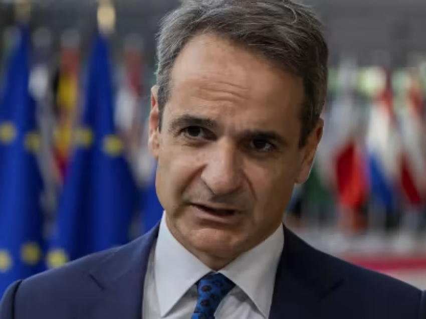 Skandali i përgjimeve në Greqi/ Opozita kërkon dorëheqjen e Mitsotakis dhe zgjedhje të parakohshme