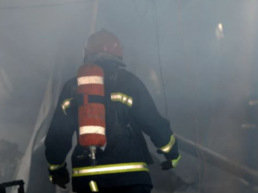 Ngjarje horror! Zjarri përfshin pallatin, digjen për së gjalli pesë persona