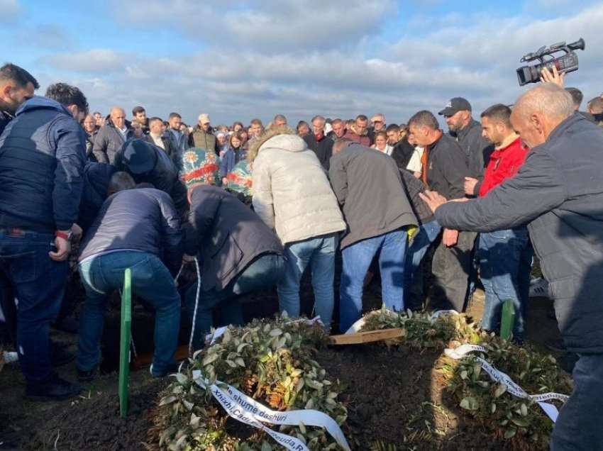 Imami i Lipjanit: Hamide Magashi u varros bashkë me foshnjën në bark