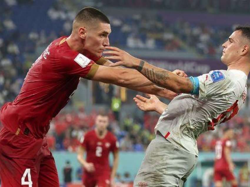 “Vriti shqiptarët”, “Kosova është Serbi”: Si plasi racizmi i Serbisë kundër shqiptarëve në Katar? Xhaka i shanë me nanë!