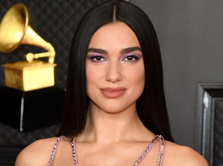 Dua Lipa: Është koha të çlirohemi nga shtypja e mashkullit dhe të tregojmë anën tonë femërore