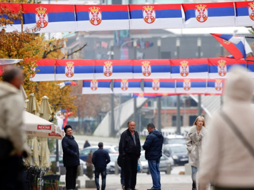 Në veri të Kosovës po përgatitet një konflikt i kontrolluar me Serbinë!