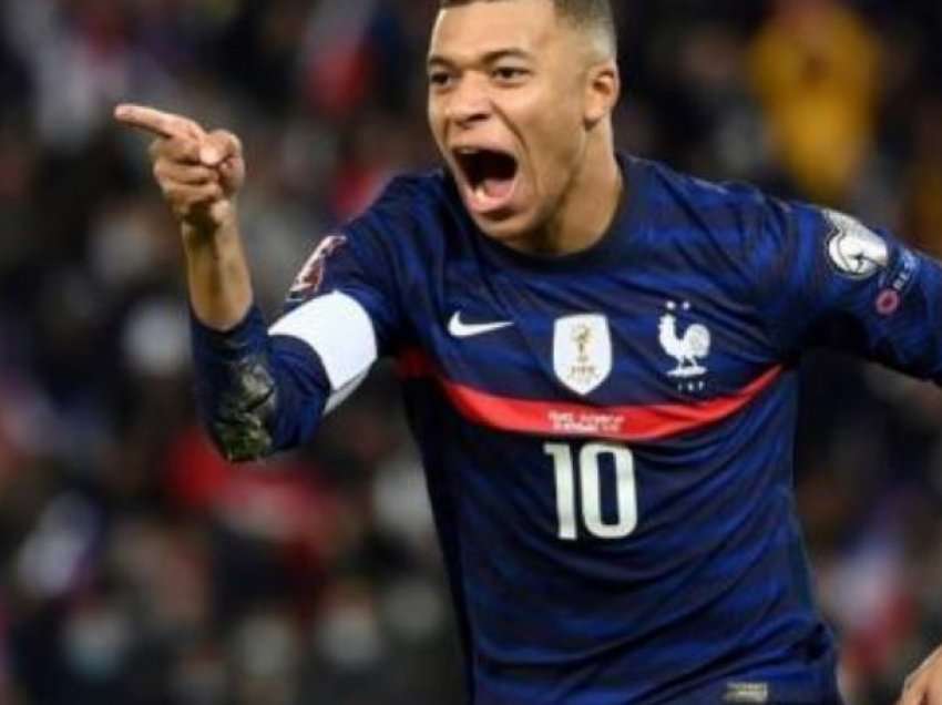 Mbappe humb stërvitjen me Francën