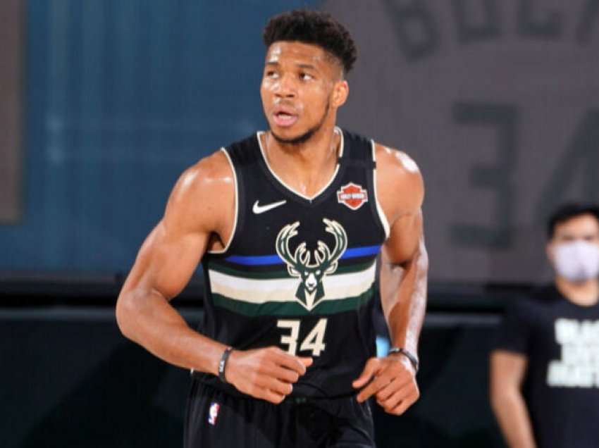 Deklason Orlandon, Antetokounmpo realizon 34 pikë