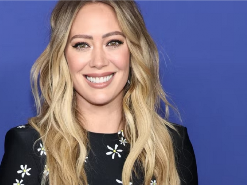 Hilary Duff pranon se ka vuajtur nga probleme shëndetësore pasi u bë e famshme në ‘Lizzie McGuire’