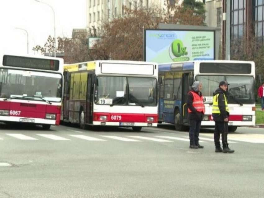 Vazhdon kaosi në Shkup, nuk ka gatishmëri për zgjidhjen e problemit