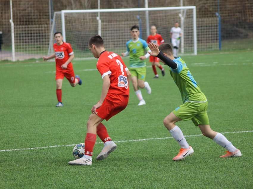 Njihuni me binjakët futbollistë, 15 vjeçarët yje në futboll